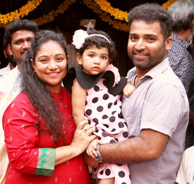 Shobi Lalitha Daughter Birthday Celebration at Kalakalappu2 Set Stills